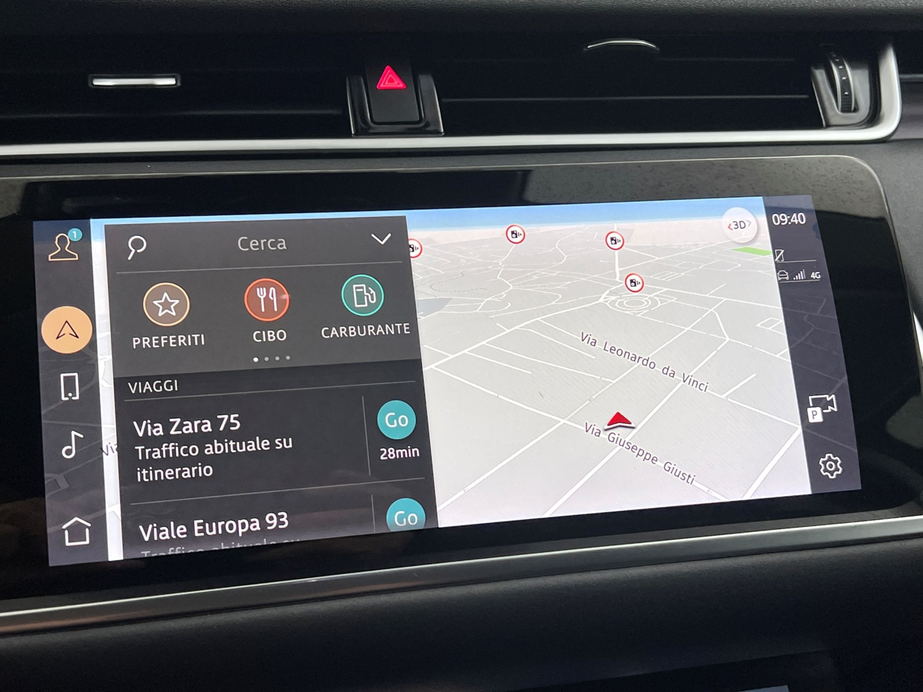 Evoque 2.0d i4 mhev awd 163cv auto - Autosani